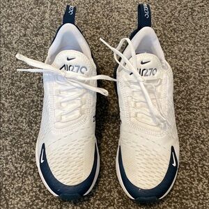 Nike Air Max 270